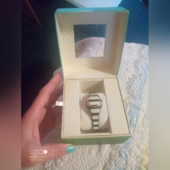 Kate Spade Pedometer - Picture 2 of 7